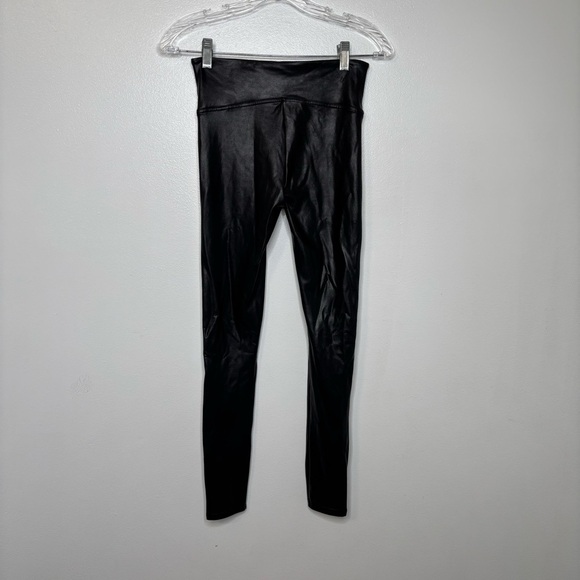 Spanx - Faux Leather Stripe Legging in Very Black/White 20187R women’s Small - Picture 6 of 10